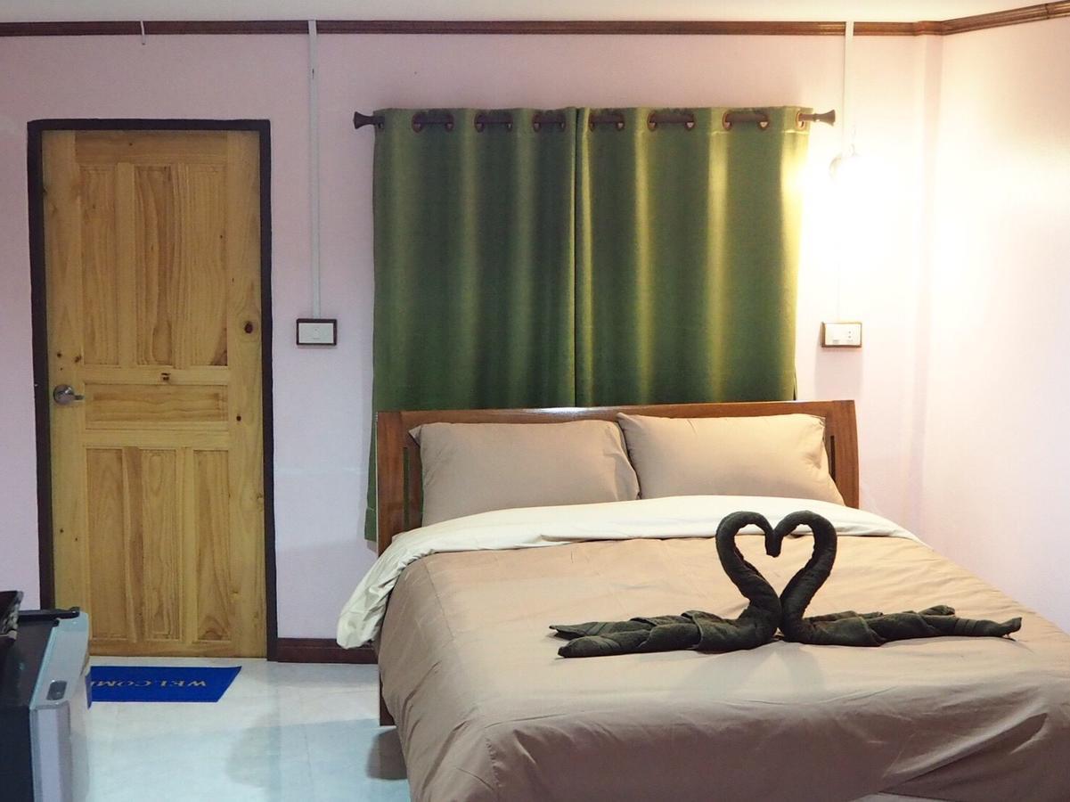 Smile Resort Ban Phai Cham Sin Exterior foto